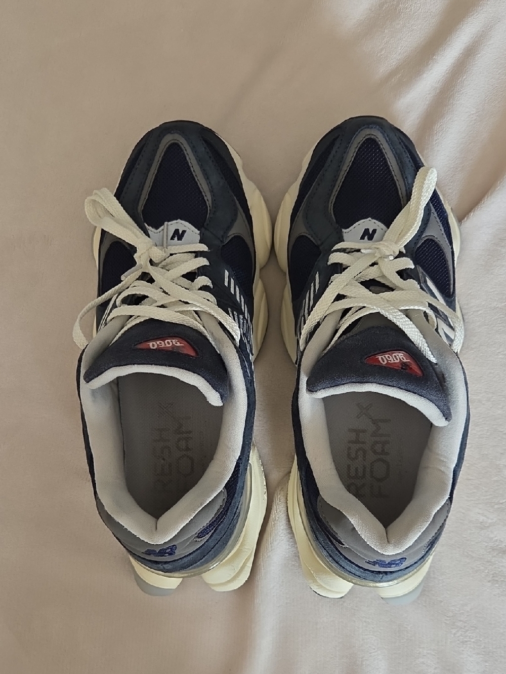 New Balance 9060 Sneakers, Size 10, Blue, White & Cream. - Picture 5 of 7